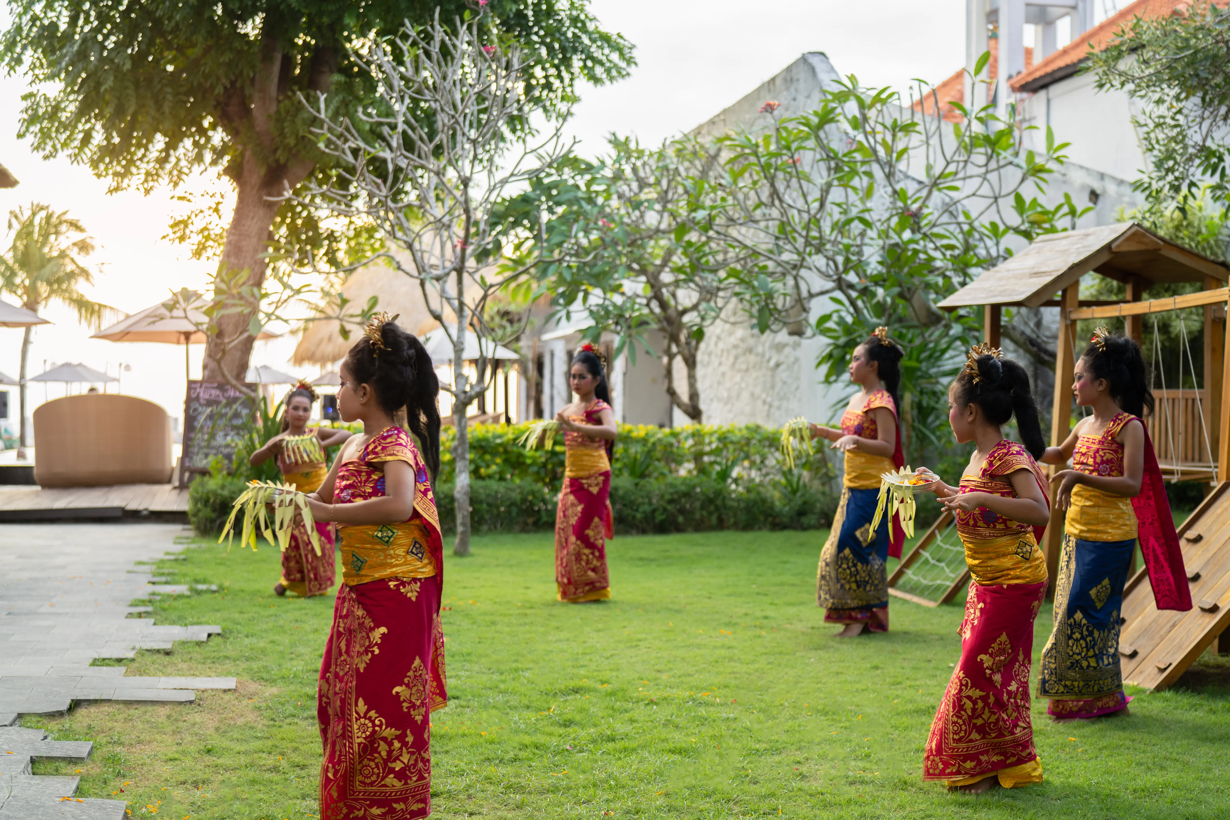 ISLAND  CULTURAL TOUR
